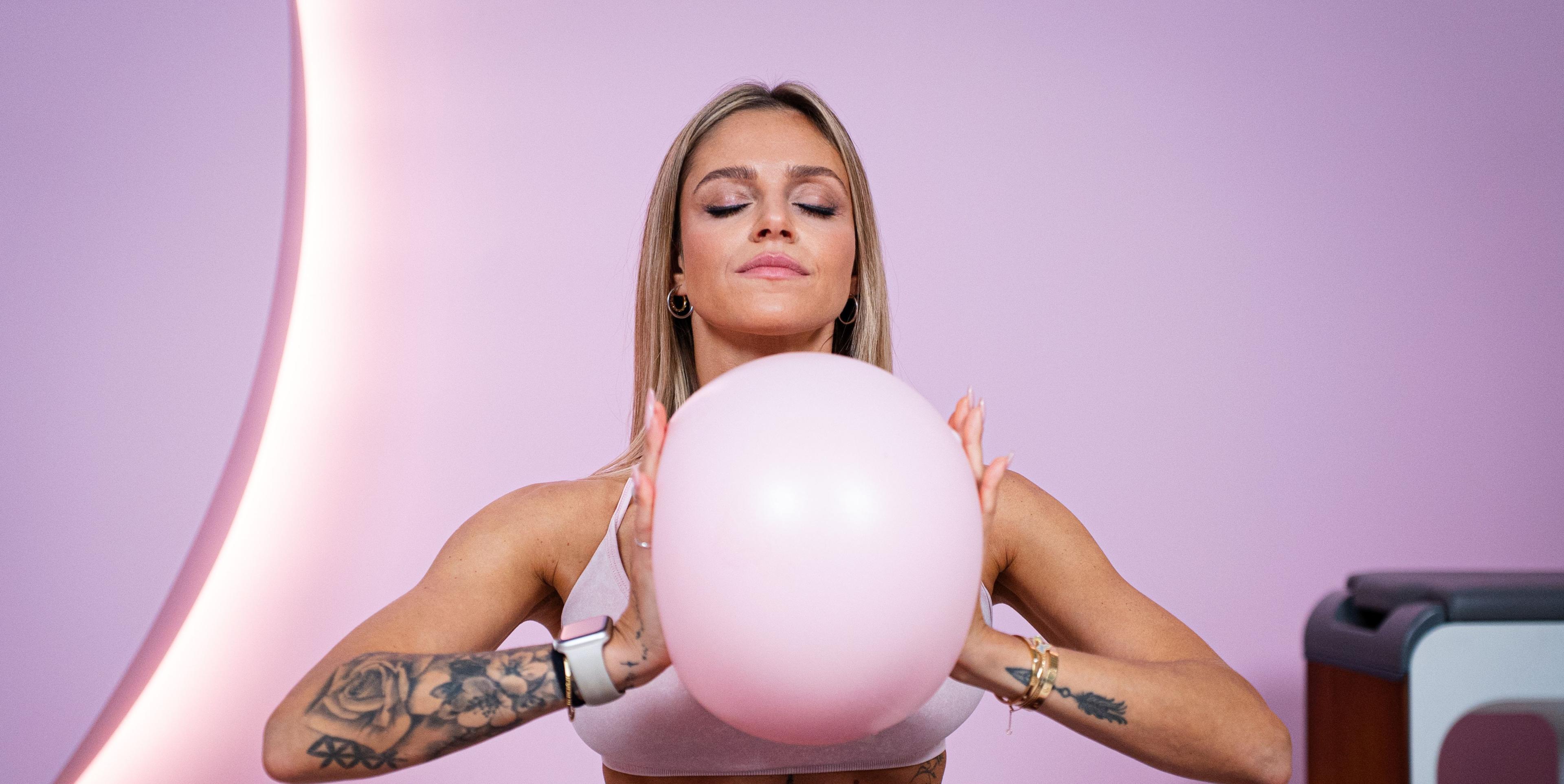 Immagine copertina: Sei in gravidanza o nel post parto e ti senti lontana dal tuo corpo?